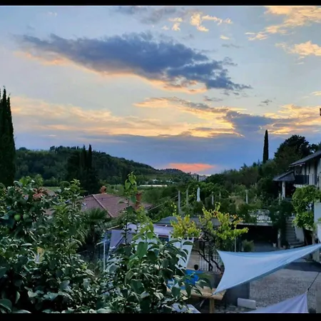 Salvia-guest House Apartman